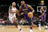 NBA常规赛杜兰特30+8 布克33分 浓眉29+15 太阳主场复仇送湖人赛季首败