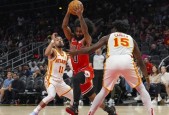 NBA常规赛 武切维奇18+11 公牛8人上双末节净胜20分逆转老鹰结束4连败