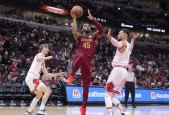 NBA季前赛-阿伦25+16 武切维奇18+12+6 公牛加时送骑士4连败