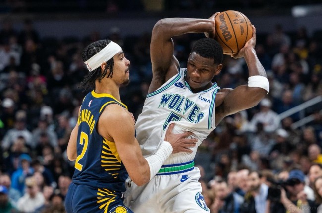 NBA四强定2席